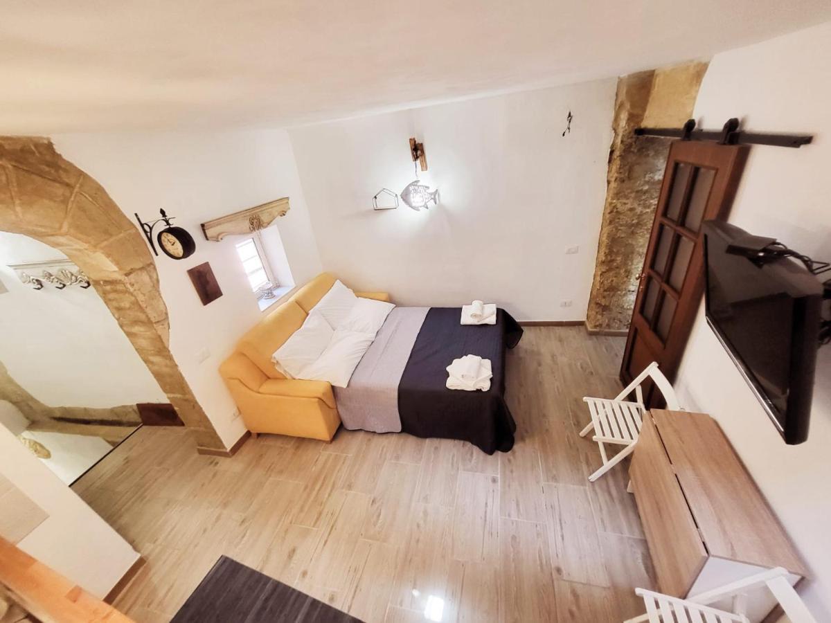 Casetta Poli- Appartamento Con Terrazza - Centro Storico Palermo Exterior foto