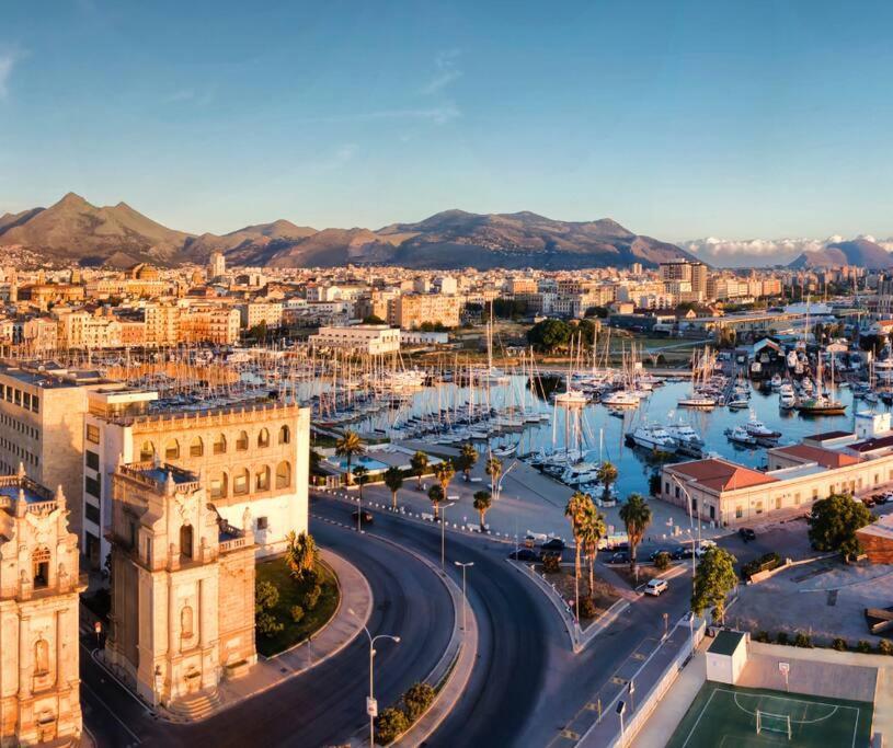 Casetta Poli- Appartamento Con Terrazza - Centro Storico Palermo Exterior foto